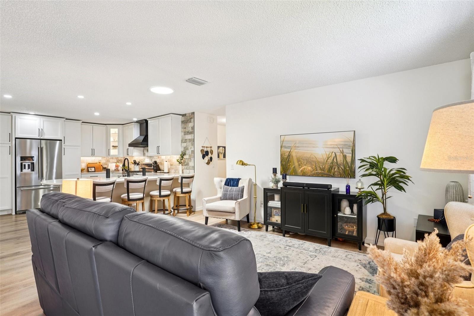 1609 GIBBES WAY, The Villages, FL 32162 1609 GIBBES WAY, The Villages, FL 32162