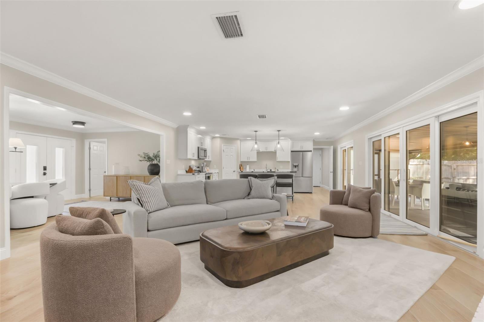 102 LINDA LANE, Lake Mary, FL 32746