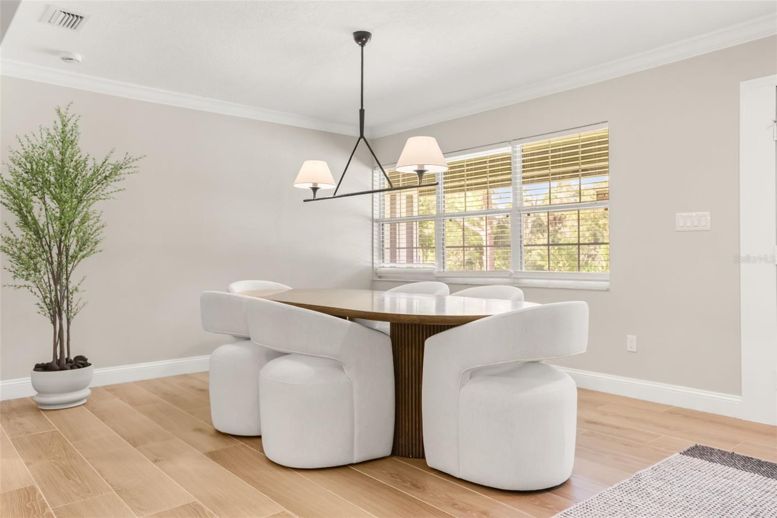 102 LINDA LANE, Lake Mary, FL 32746