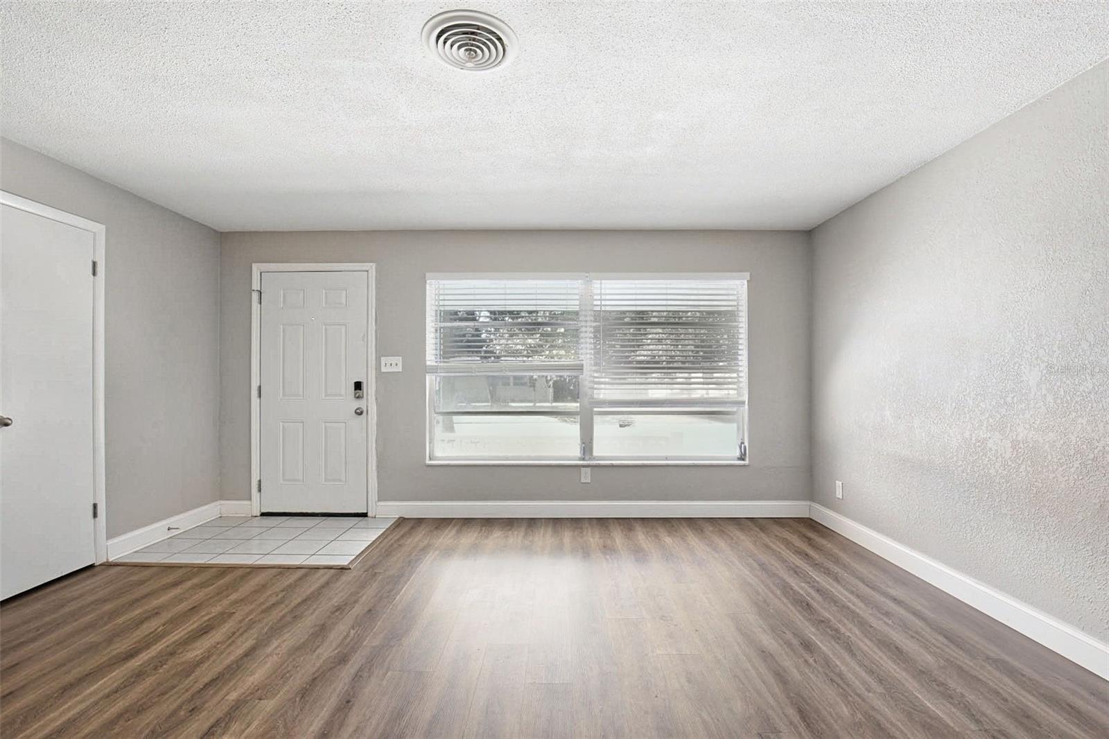 5795 HILLSIDE STREET, Seminole, FL 33772 5795 HILLSIDE STREET, Seminole, FL 33772