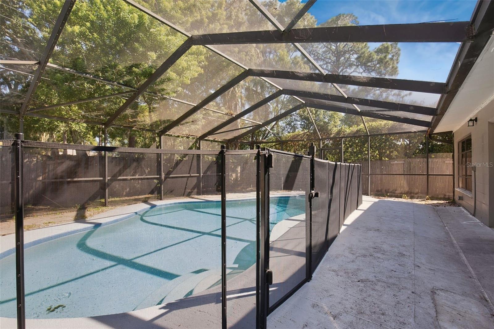 5795 HILLSIDE STREET, Seminole, FL 33772