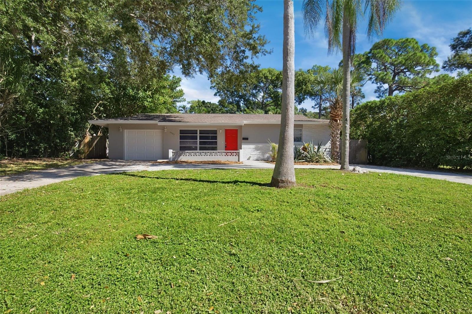 5795 HILLSIDE STREET, Seminole, FL 33772