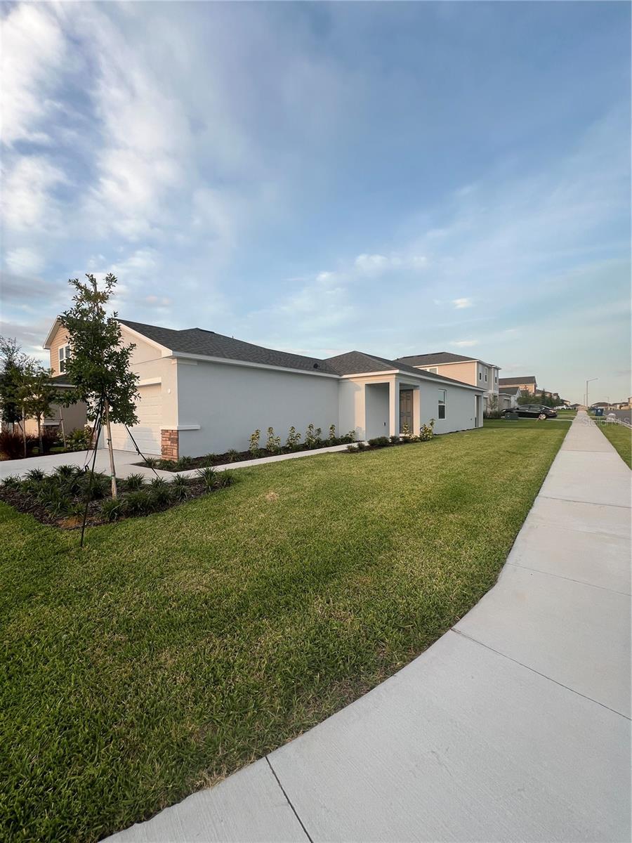 4737 BABYS BREATH PLACE, Haines City, FL 33844