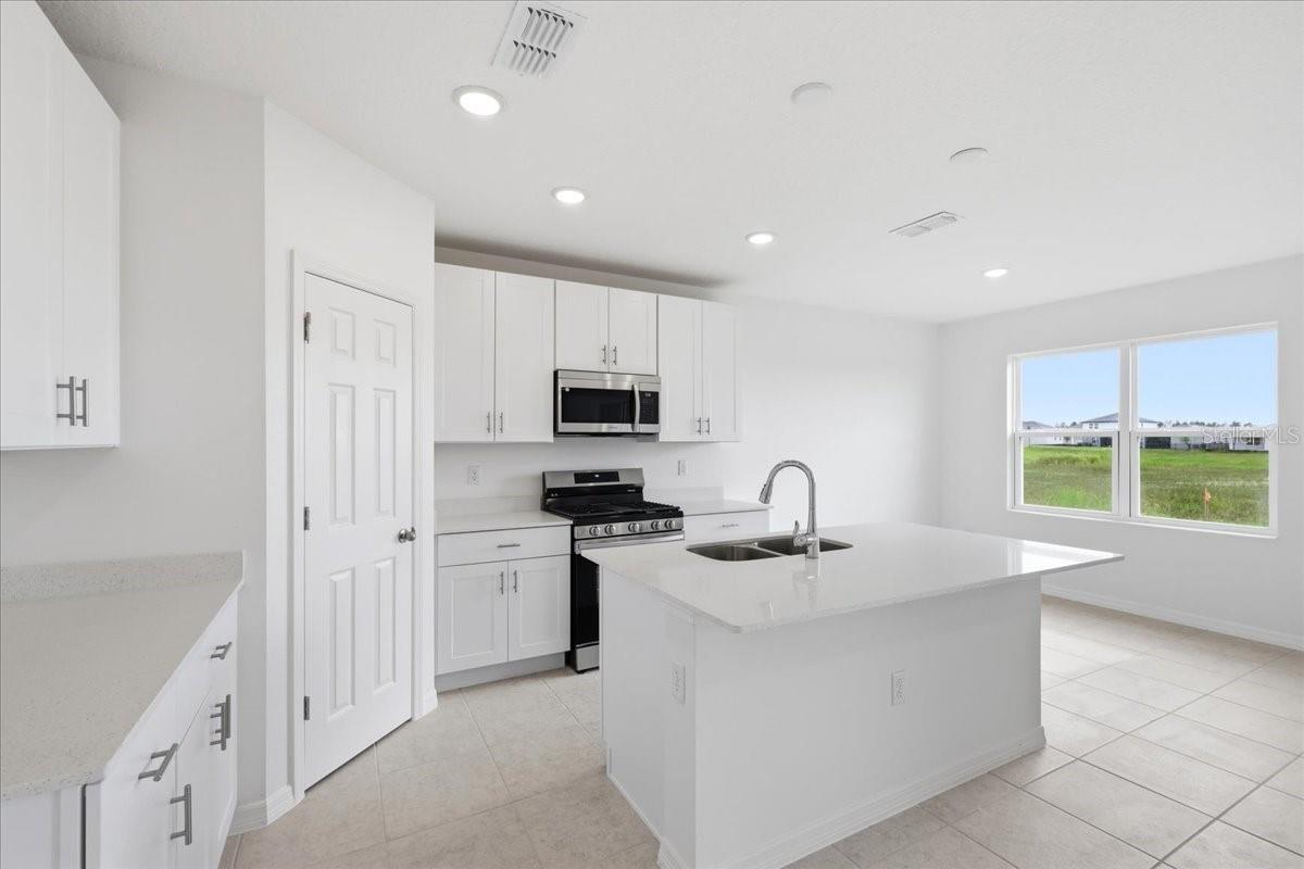 143 BOTTLE BRUSH DRIVE, Haines City, FL 33844
