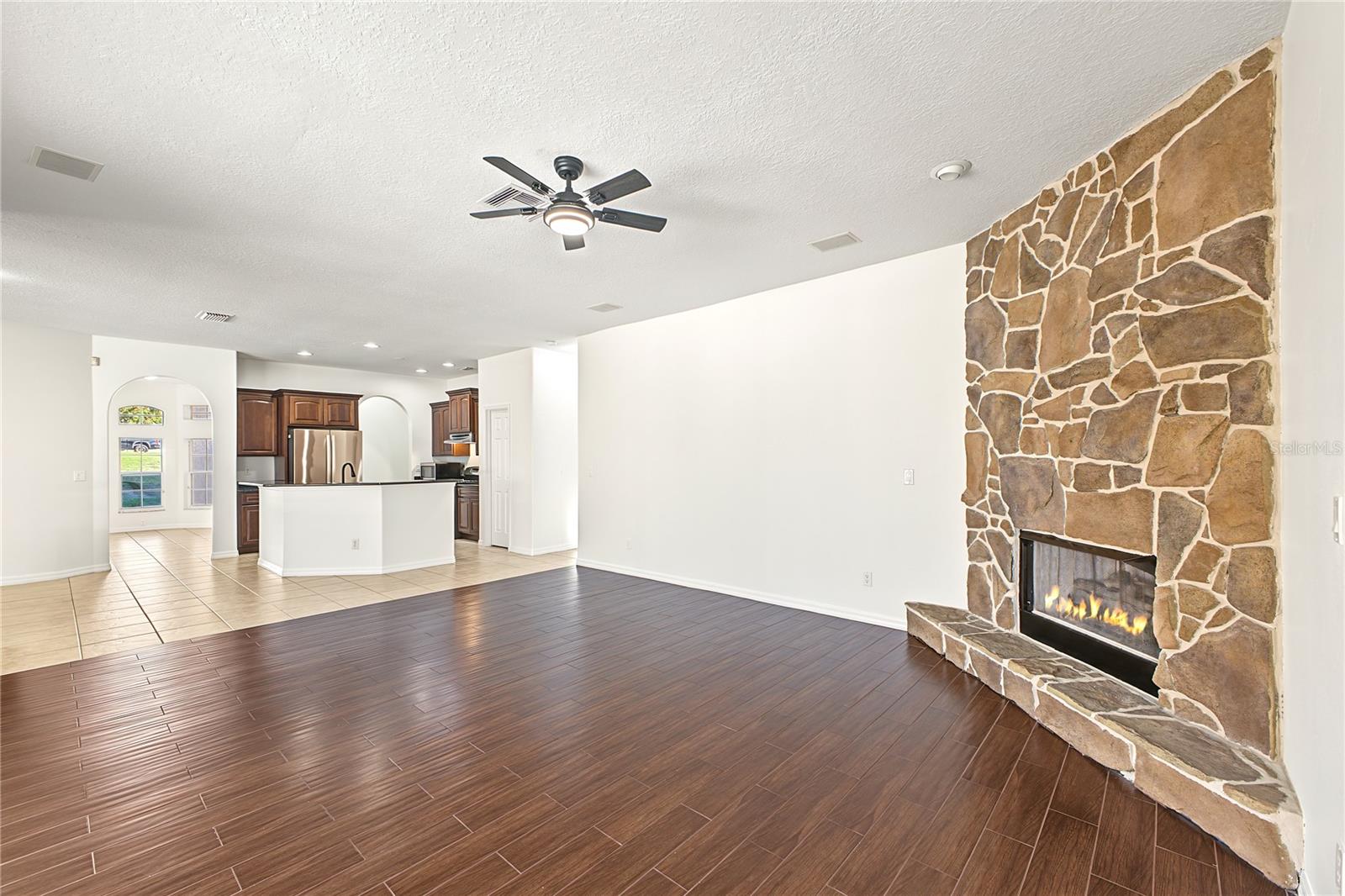 14028 VISTA DEL LAGO BOULEVARD, Clermont, FL 34711