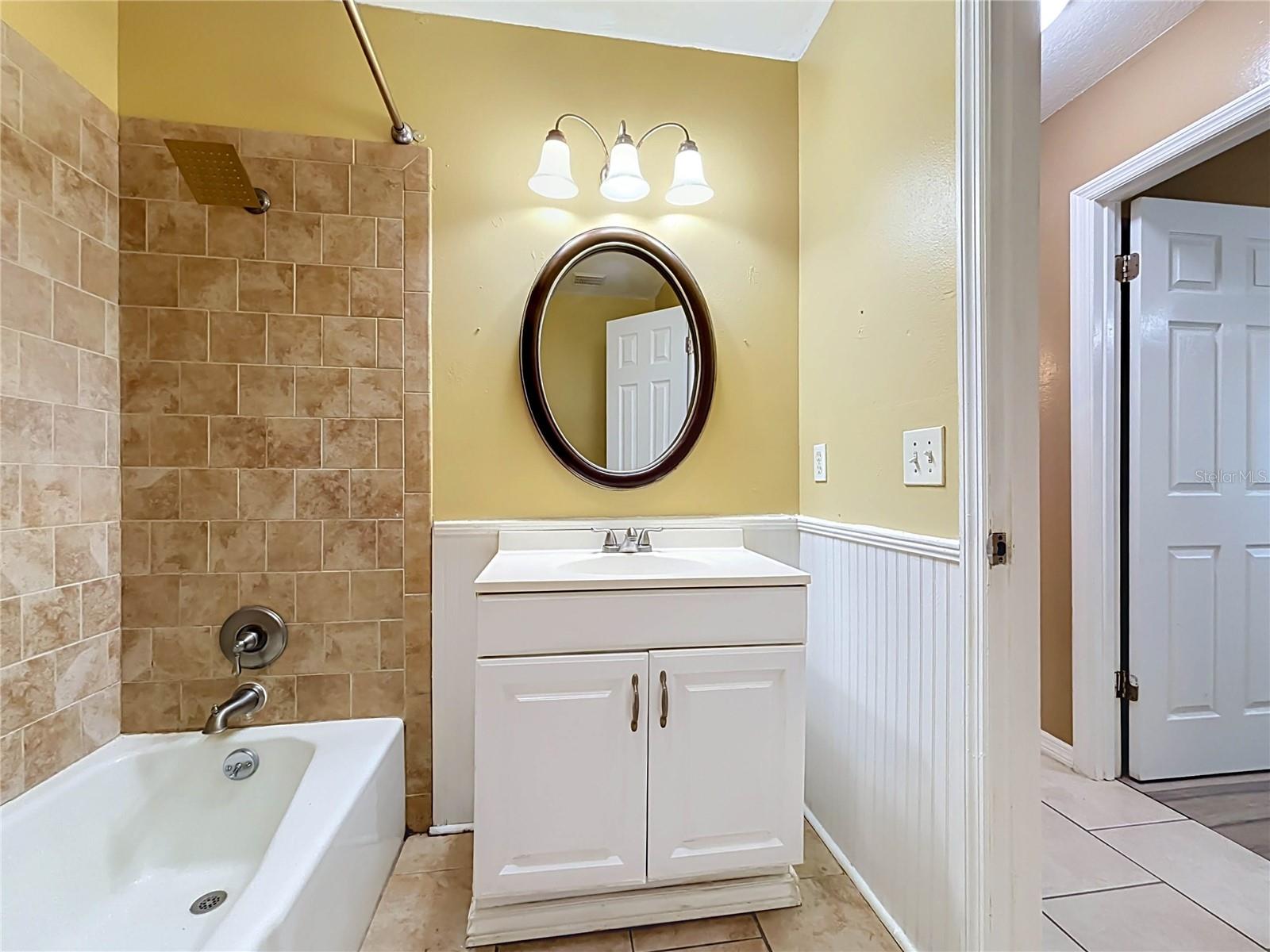 3427 LAKEVIEW DRIVE, Winter Haven, FL 33884