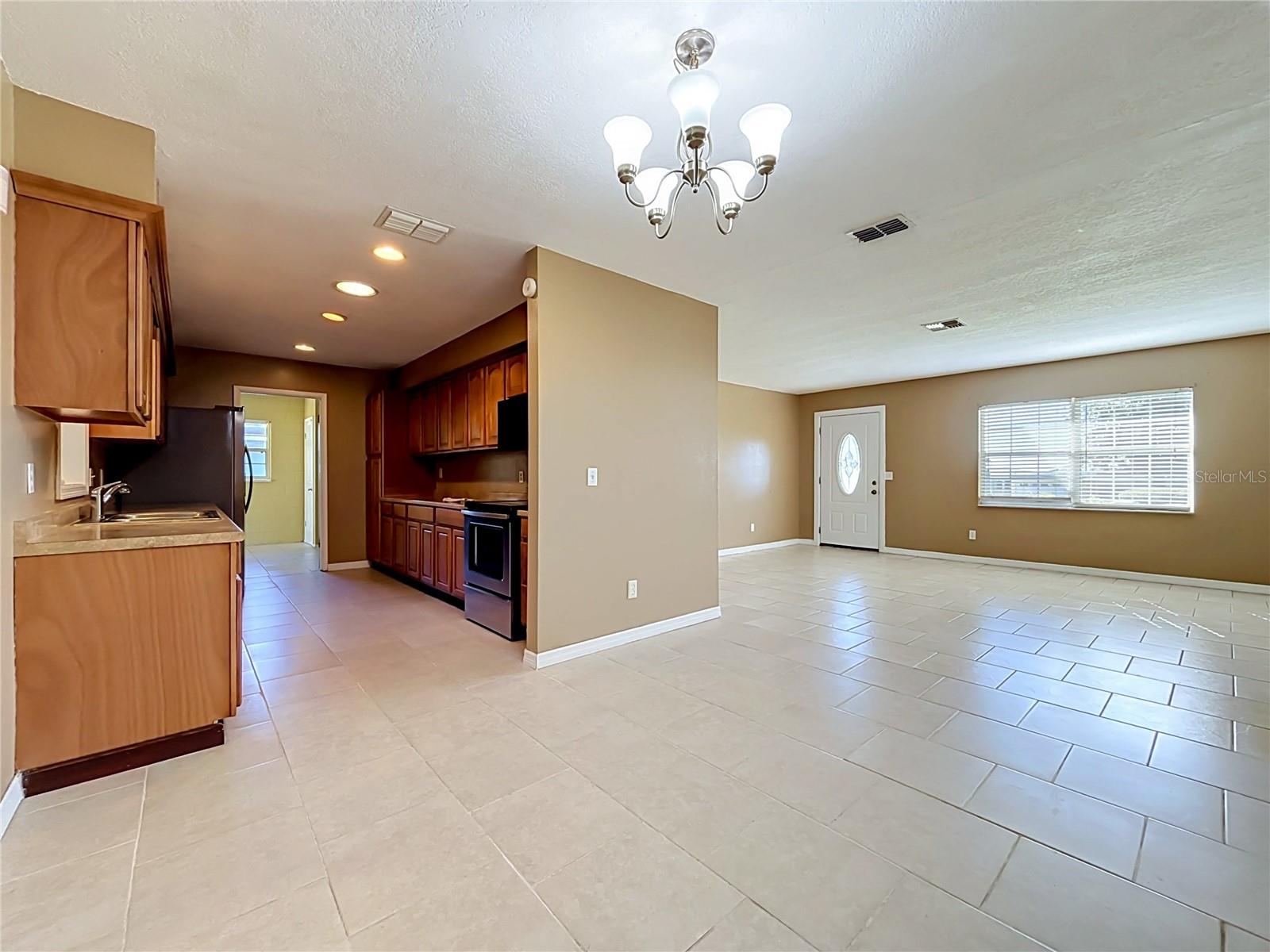 3427 LAKEVIEW DRIVE, Winter Haven, FL 33884