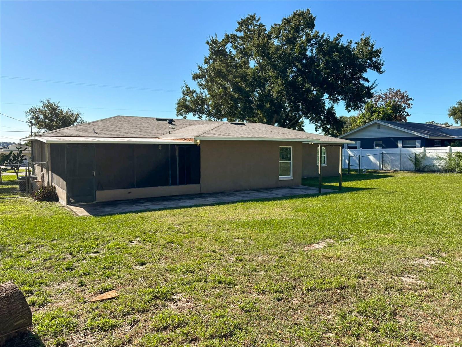 3427 LAKEVIEW DRIVE, Winter Haven, FL 33884