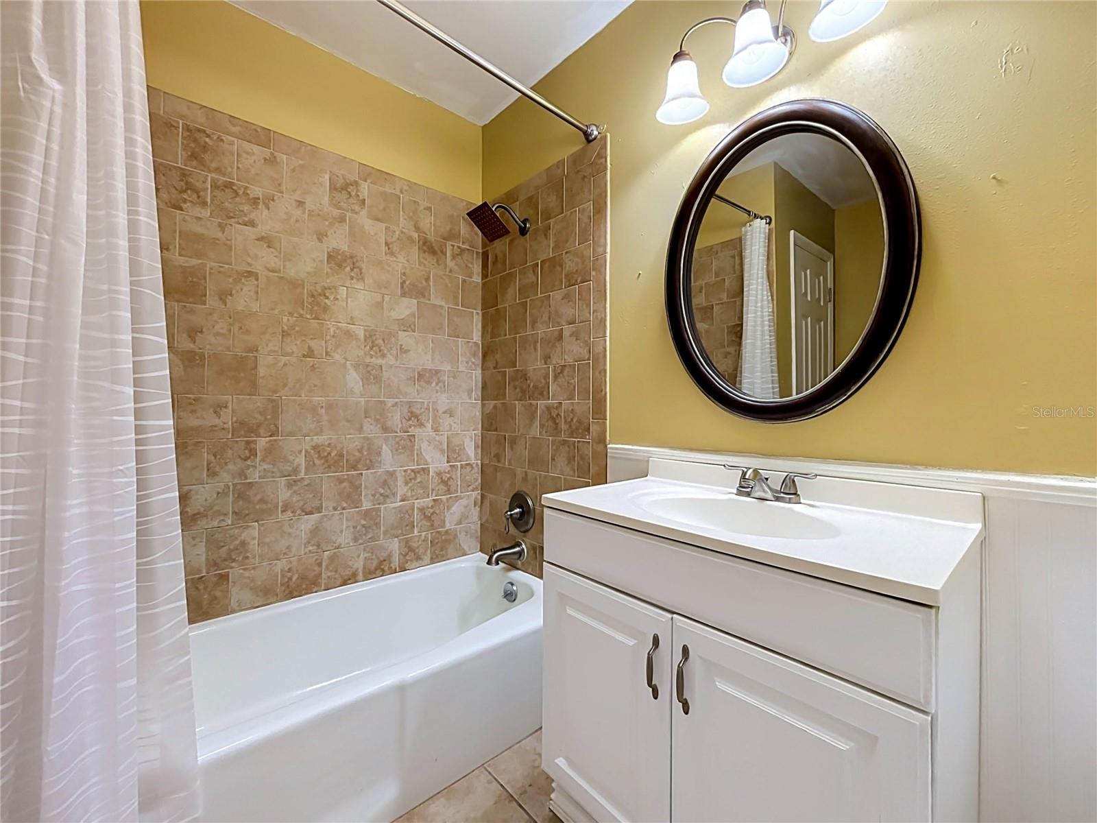 3427 LAKEVIEW DRIVE, Winter Haven, FL 33884