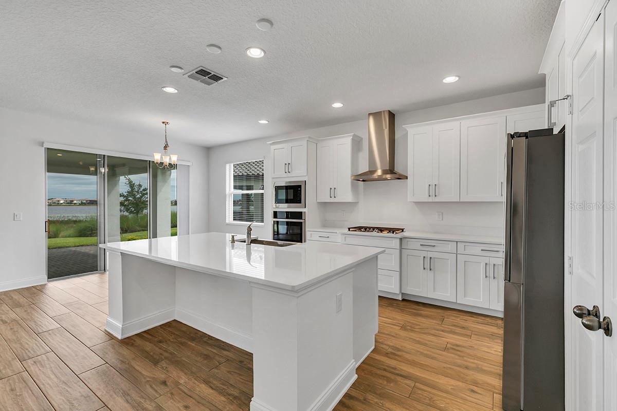 11202 LEMON LAKE BOULEVARD, Orlando, FL 32836