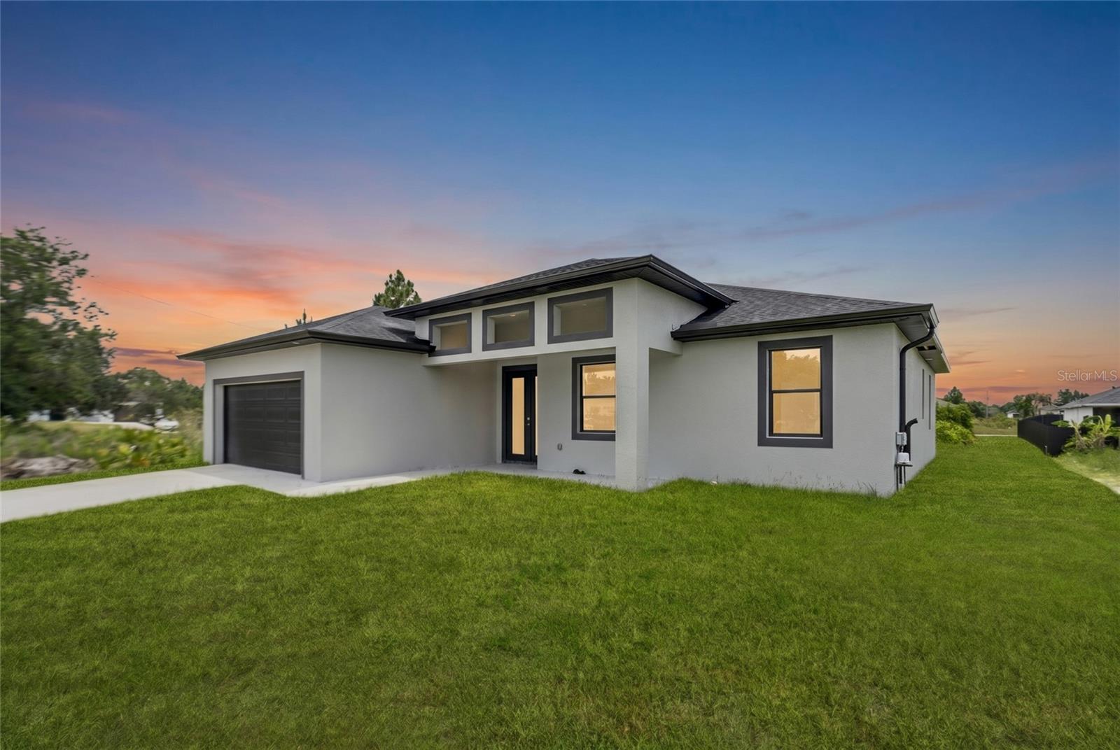 4626 ELAINE AVENUE N, Lehigh Acres, FL 33971