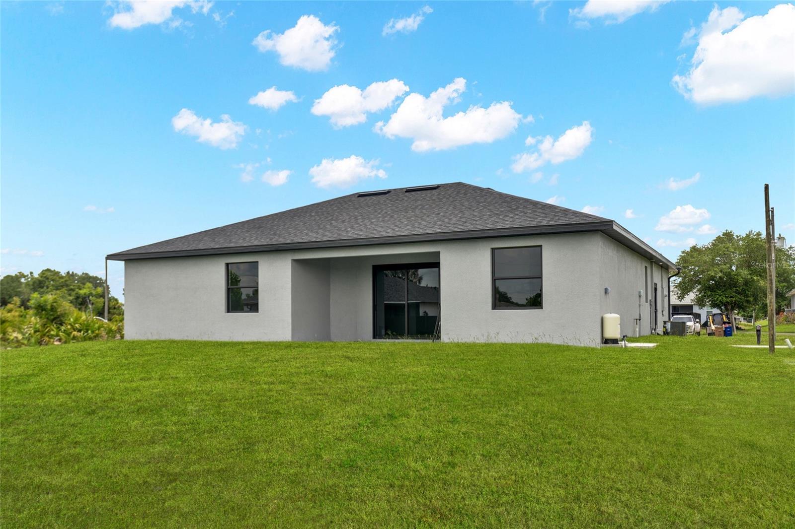 4626 ELAINE AVENUE N, Lehigh Acres, FL 33971