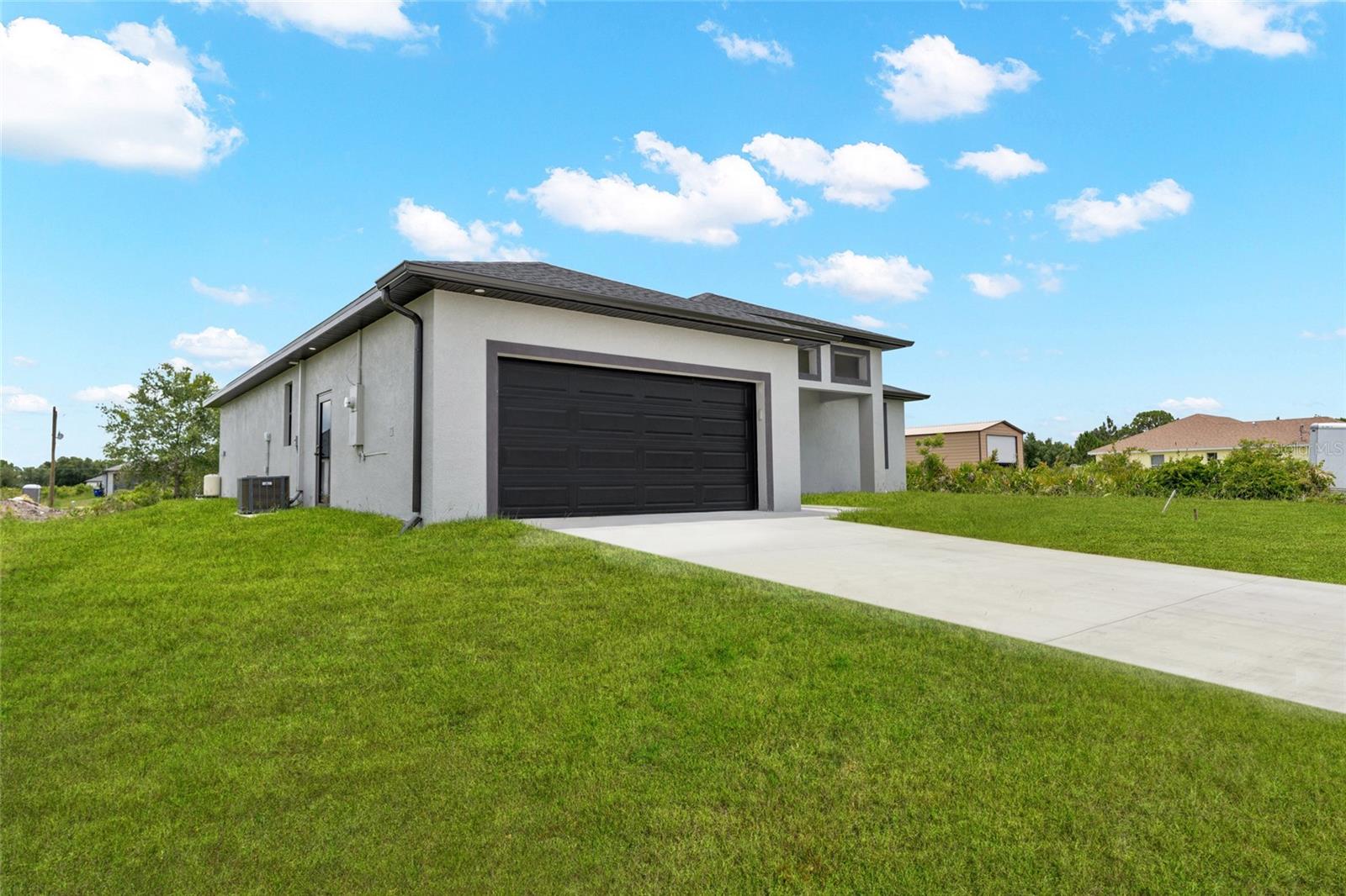 4626 ELAINE AVENUE N, Lehigh Acres, FL 33971