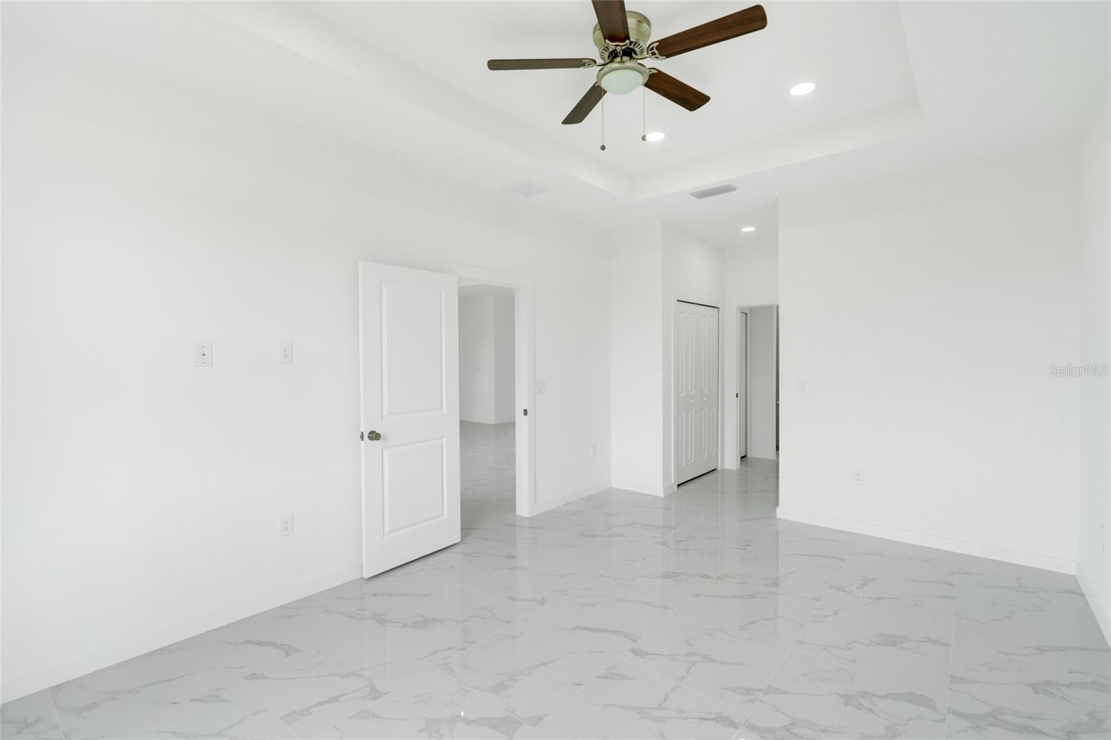 4626 ELAINE AVENUE N, Lehigh Acres, FL 33971