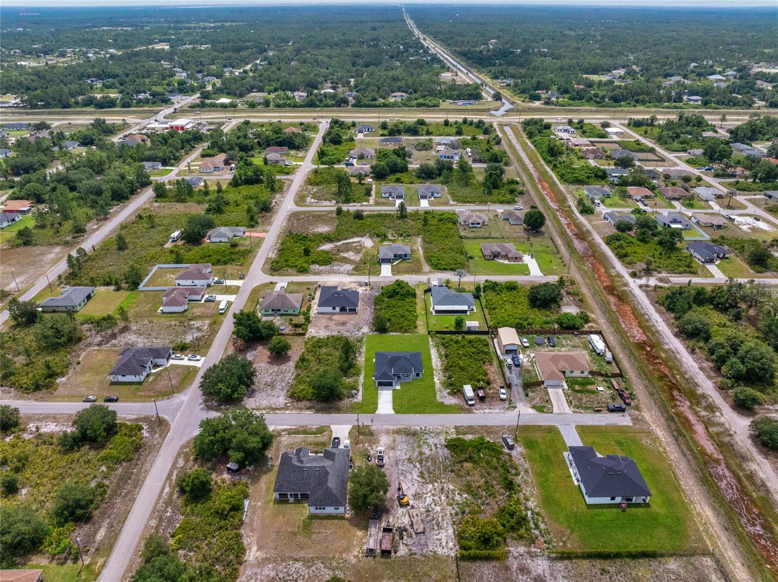 4626 ELAINE AVENUE N, Lehigh Acres, FL 33971