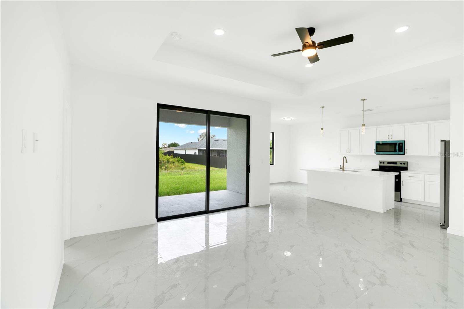 4626 ELAINE AVENUE N, Lehigh Acres, FL 33971