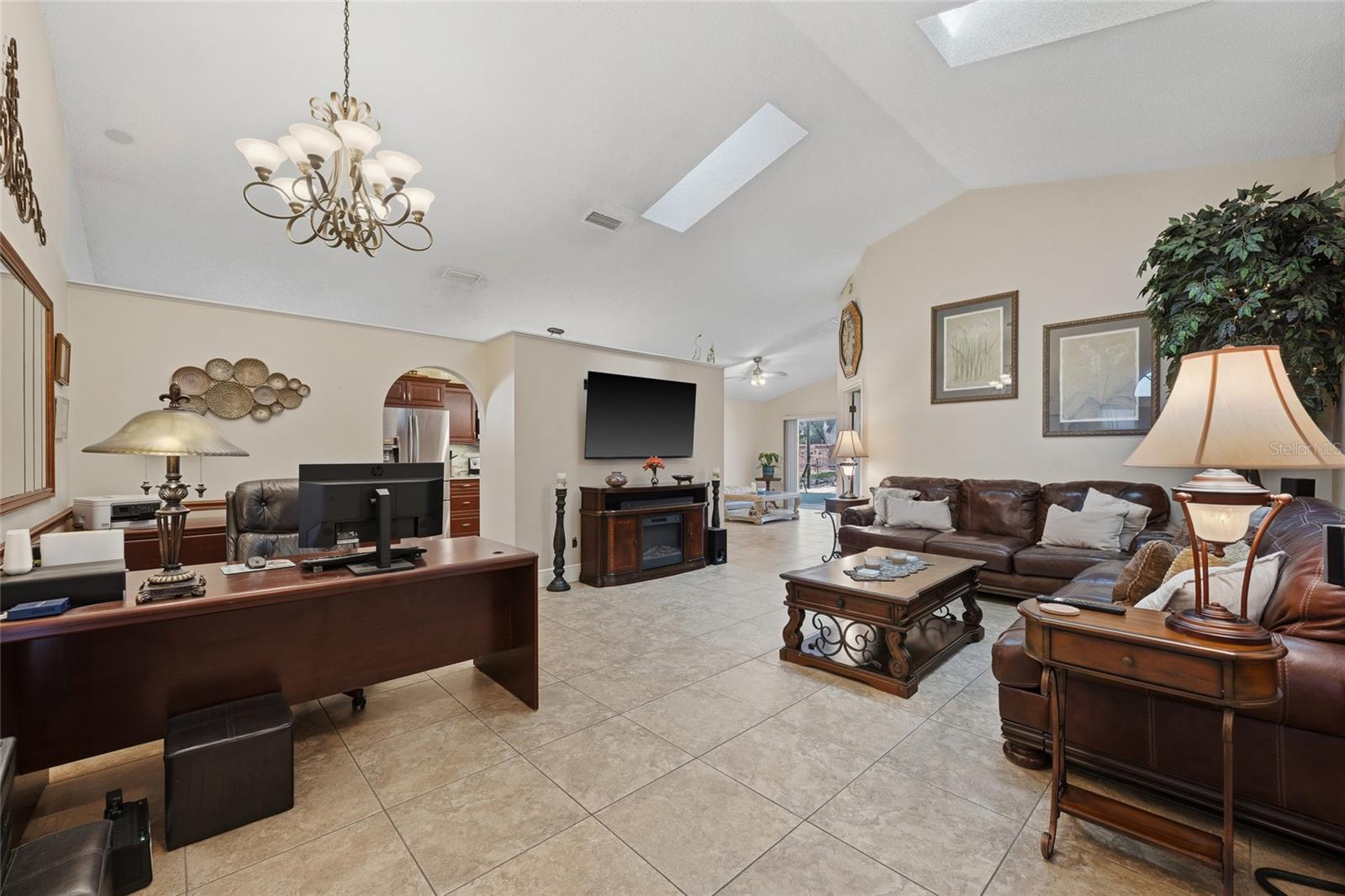 1027 KELLY CREEK CIRCLE, Oviedo, FL 32765
