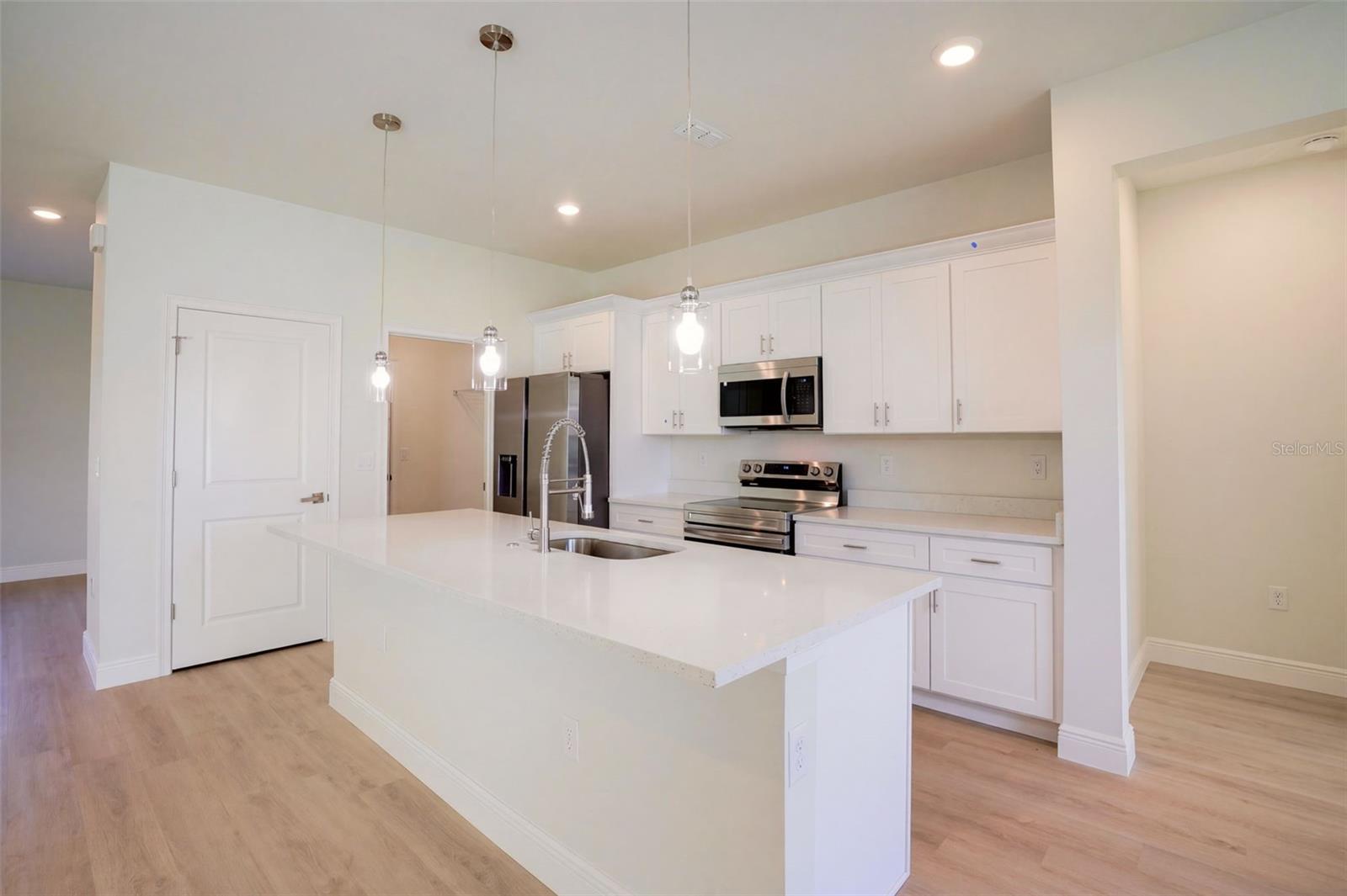 2570 SW 156TH LANE ROAD, Ocala, FL 34473
