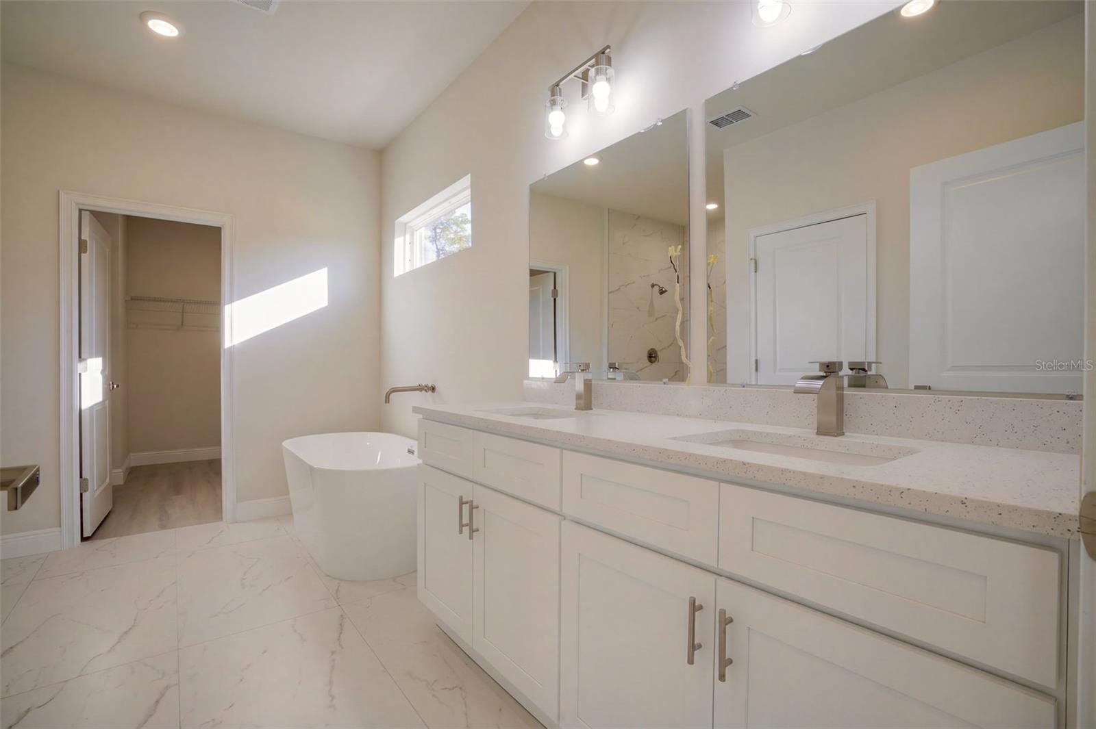 2570 SW 156TH LANE ROAD, Ocala, FL 34473