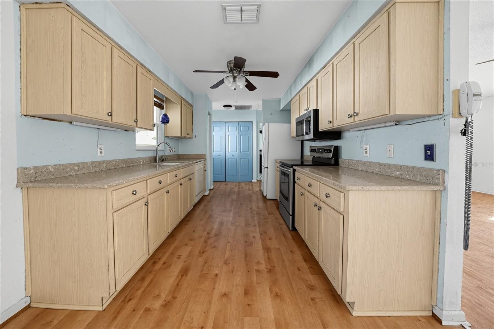 4851 COLONNADES CLUB BOULEVARD, Lakeland, FL 33811
