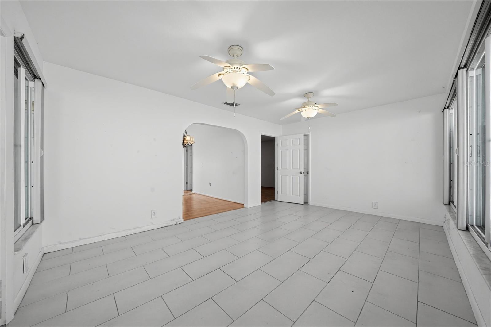 4851 COLONNADES CLUB BOULEVARD, Lakeland, FL 33811