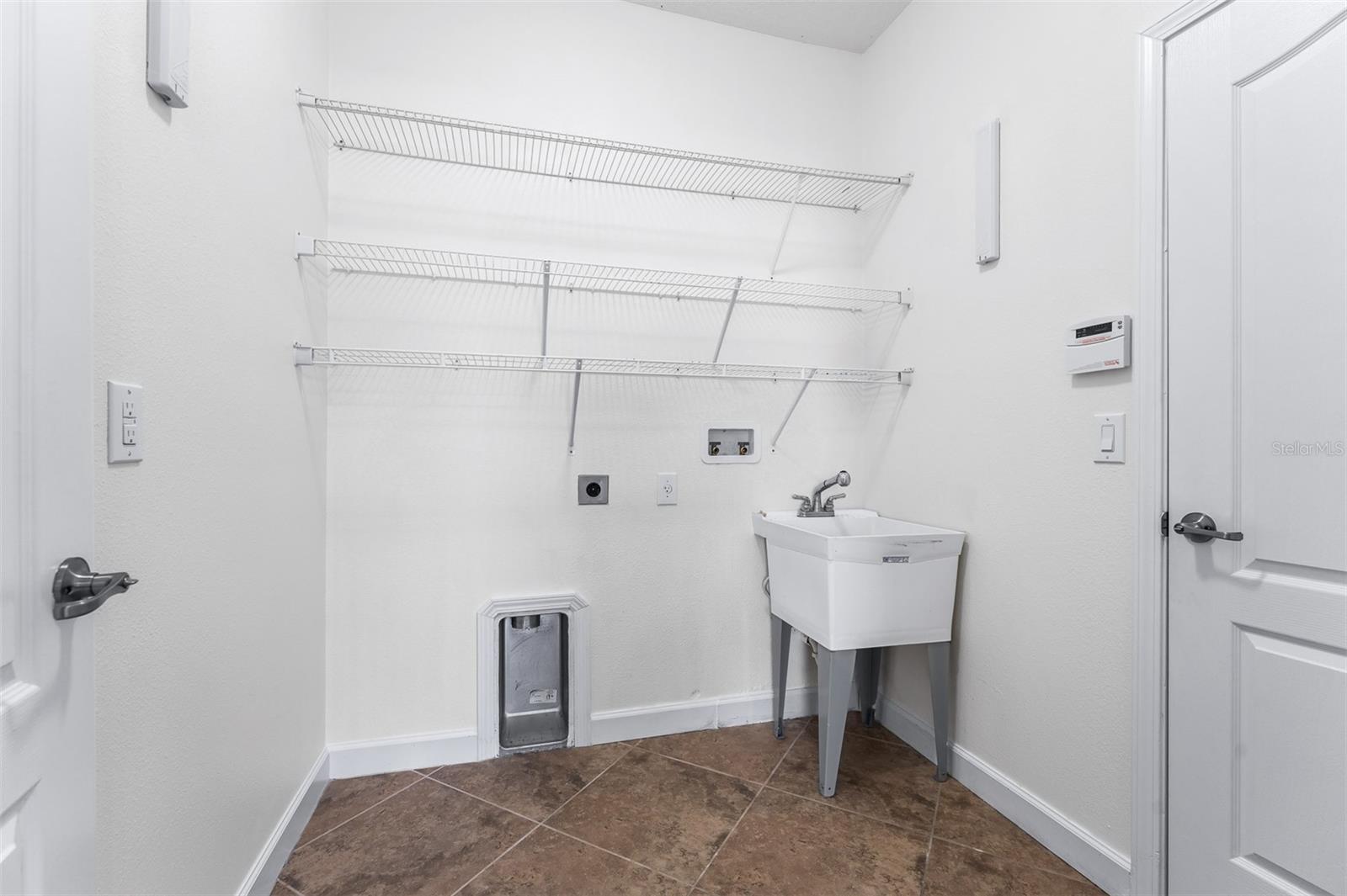 3859 SANIBEL STREET, Clermont, FL 34711