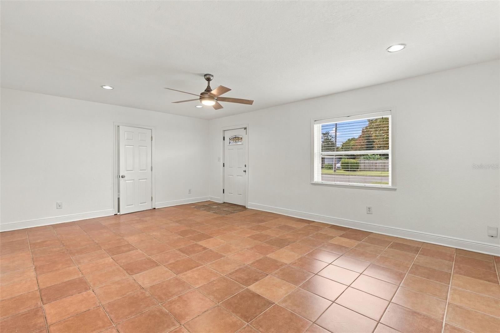 3021 TOURAINE AVENUE, Orlando, FL 32812