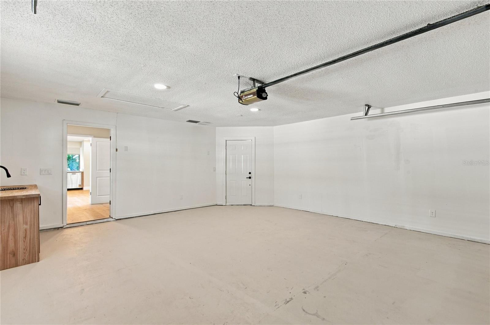 955 WEDGEWOOD DRIVE, Winter Springs, FL 32708