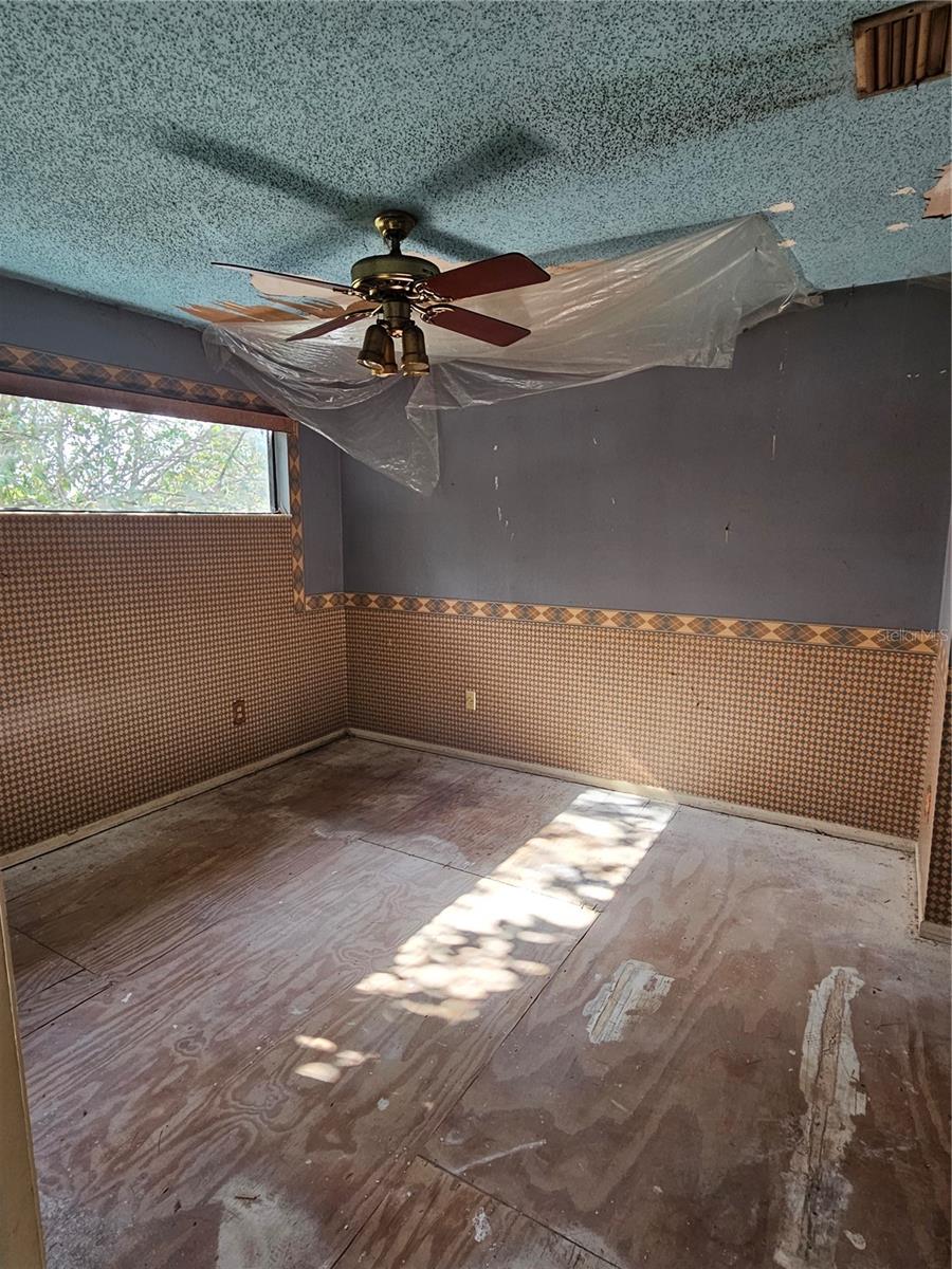 688 GOLDEN SUNSHINE CIRCLE, Orlando, FL 32807
