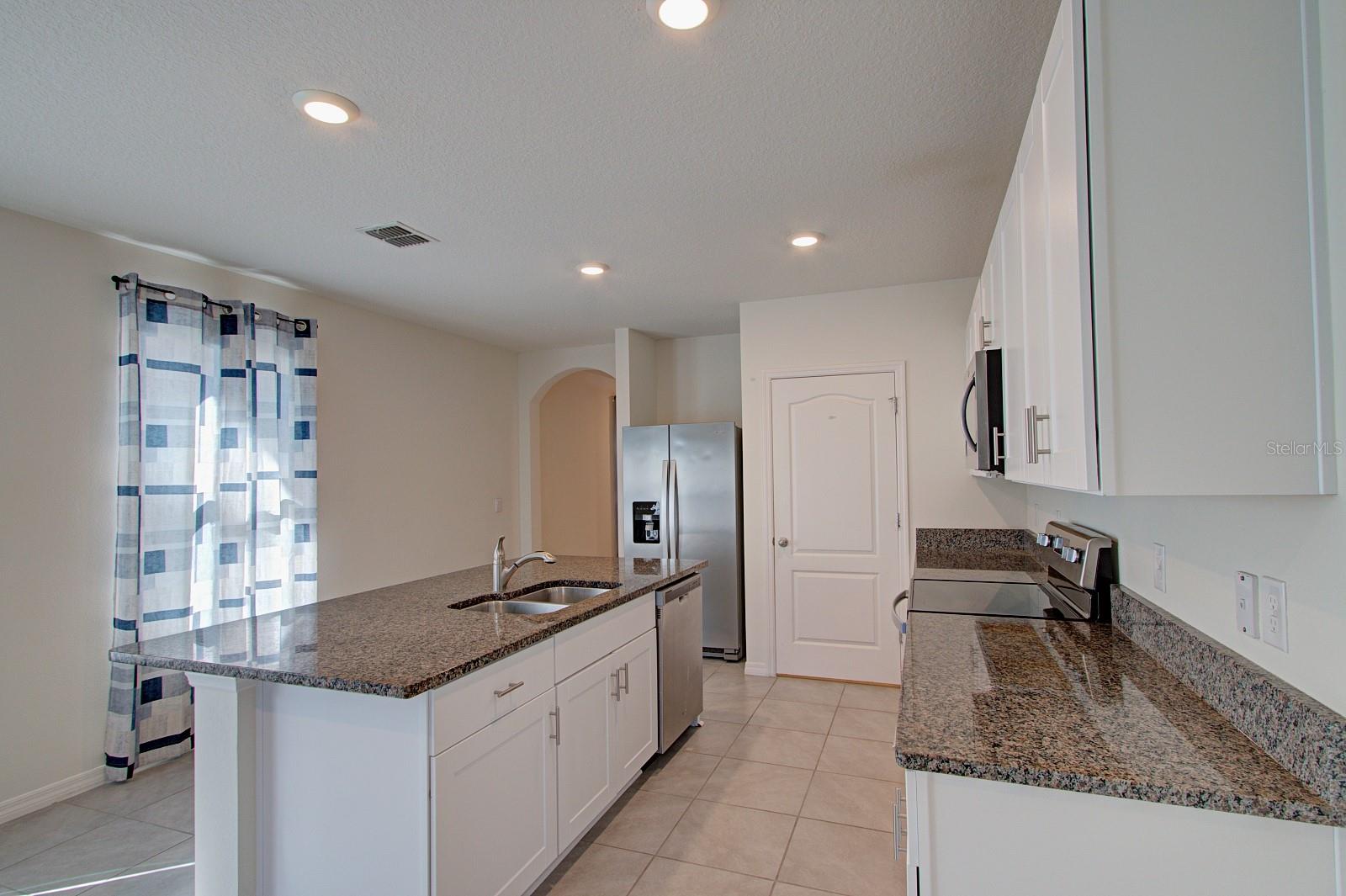 408 LADY BELLA PLACE, Deland, FL 32724