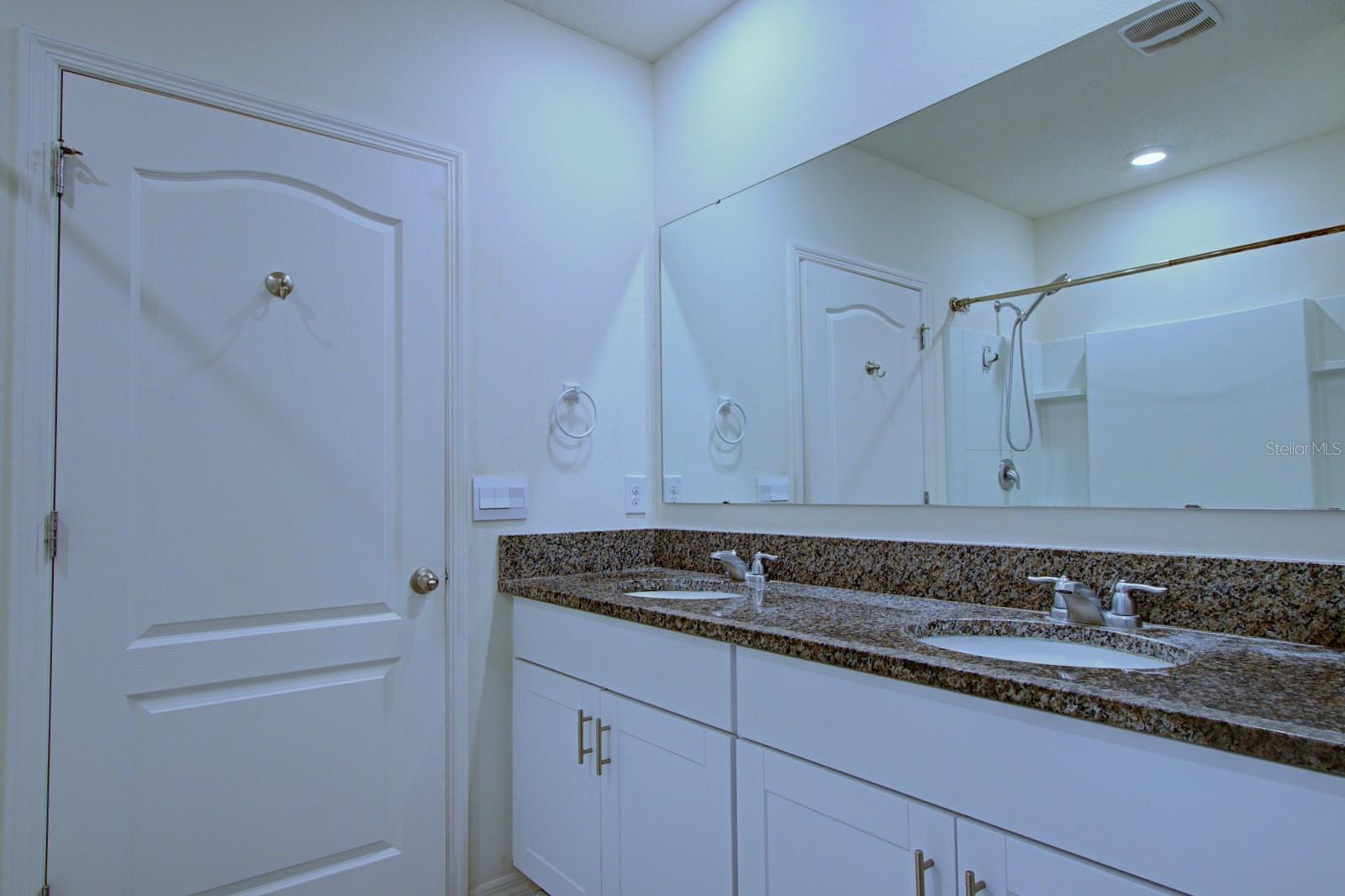 408 LADY BELLA PLACE, Deland, FL 32724