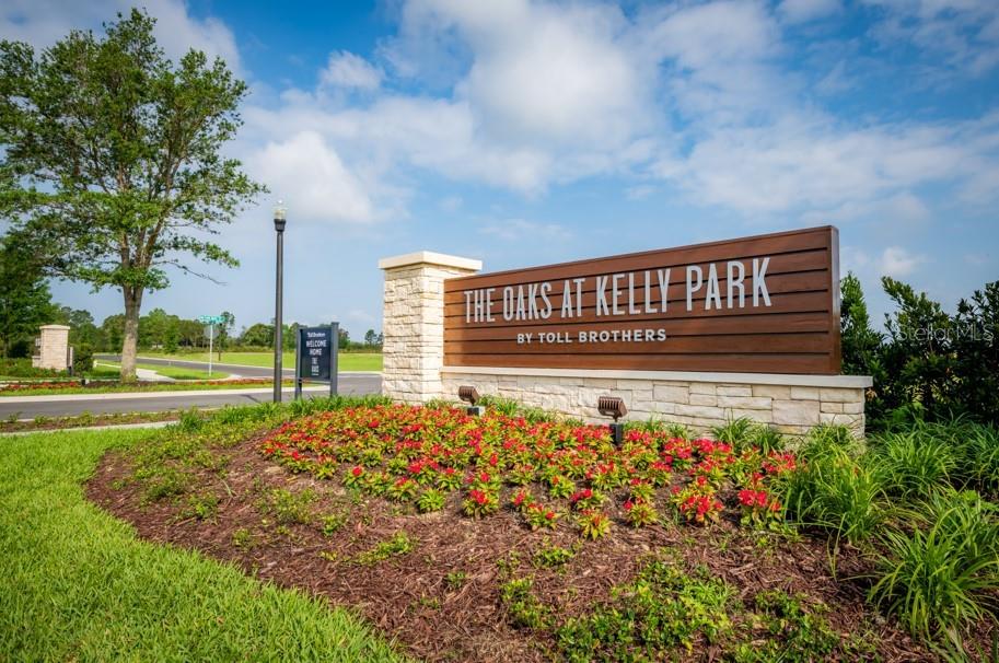 Community amenities include swimming pool, cabana, tot lot, dog park, and parks with walking paths.