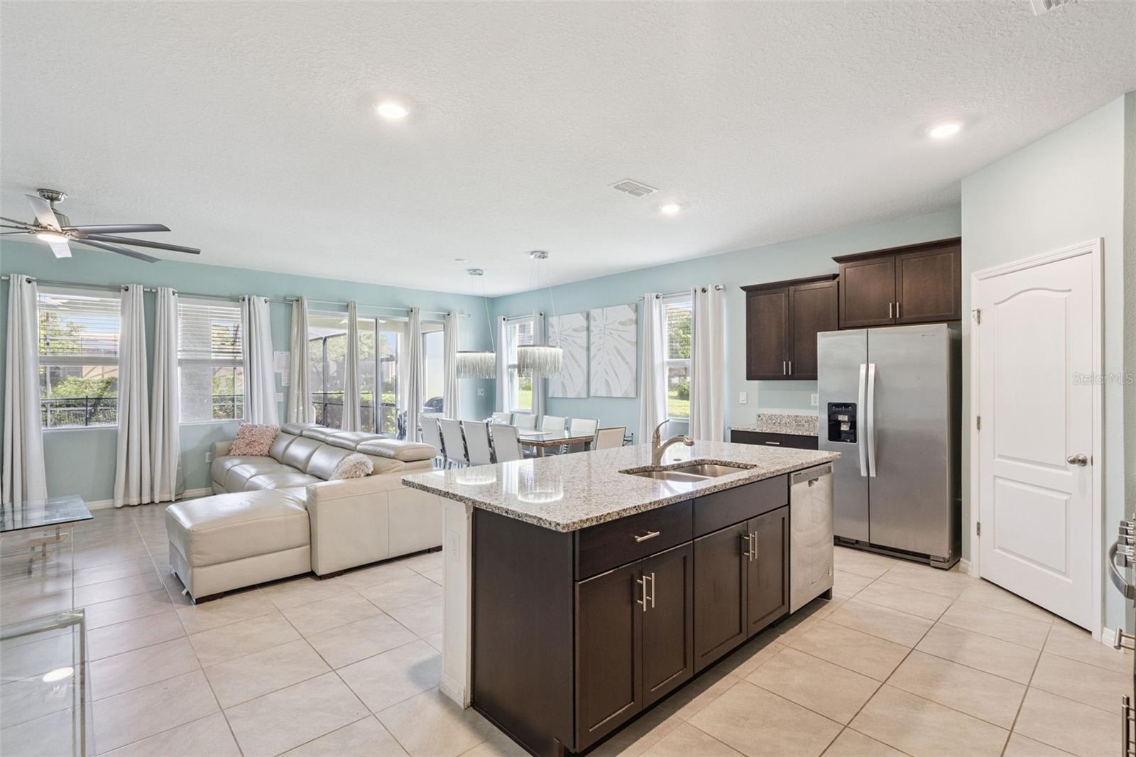 7646 OAKMOSS LOOP, Davenport, FL 33837