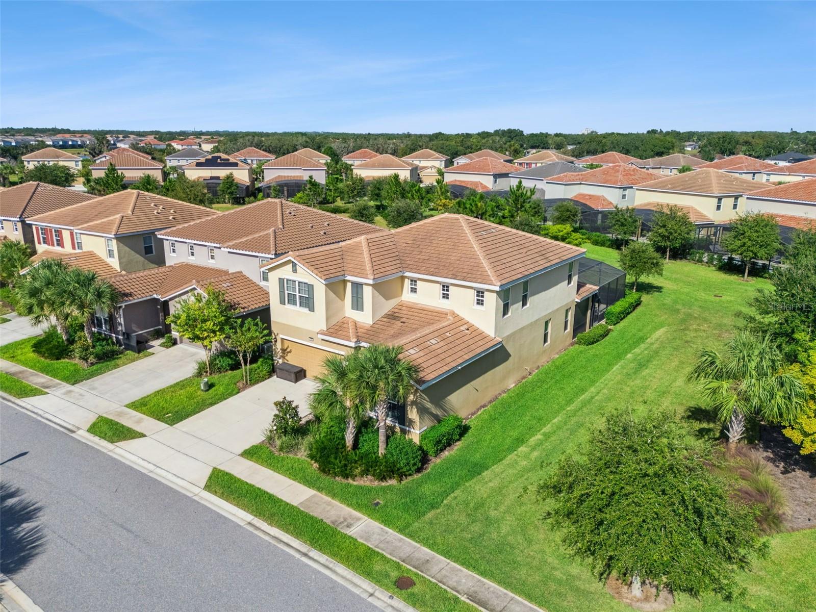 7646 OAKMOSS LOOP, Davenport, FL 33837