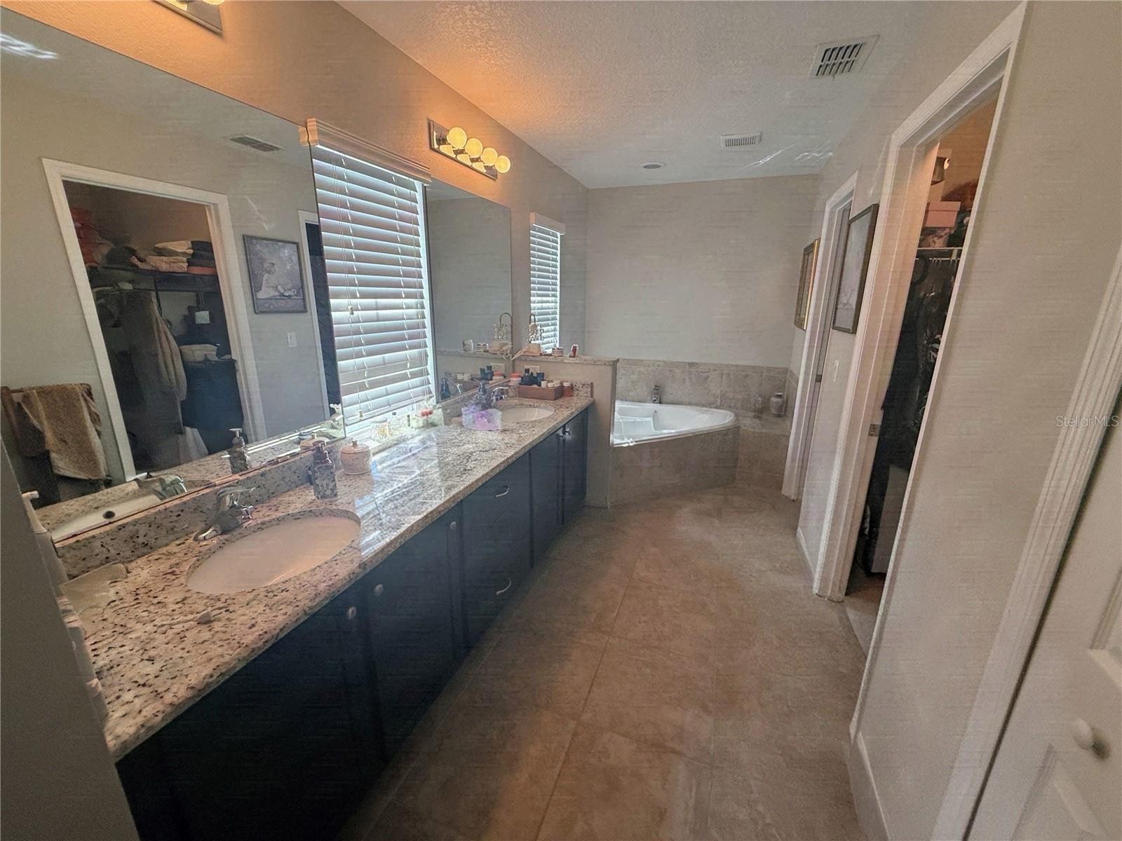 4854 POOLSIDE DRIVE, St Cloud, FL 34769