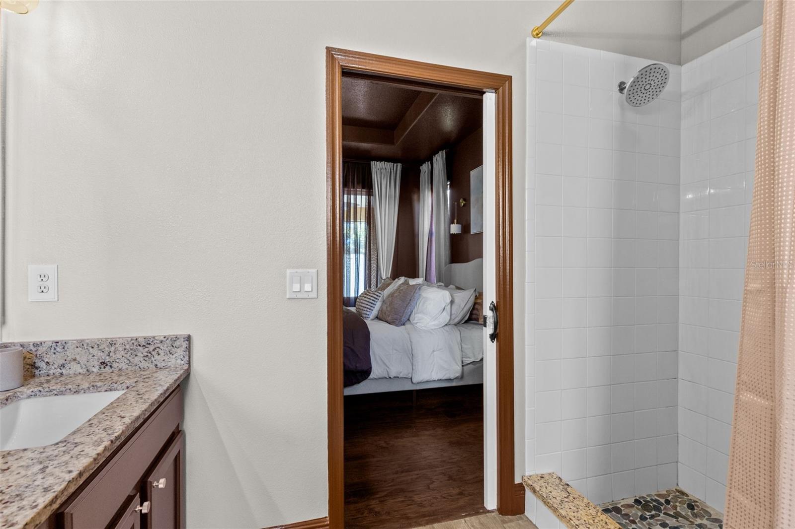 Primary en-suite bathroom.