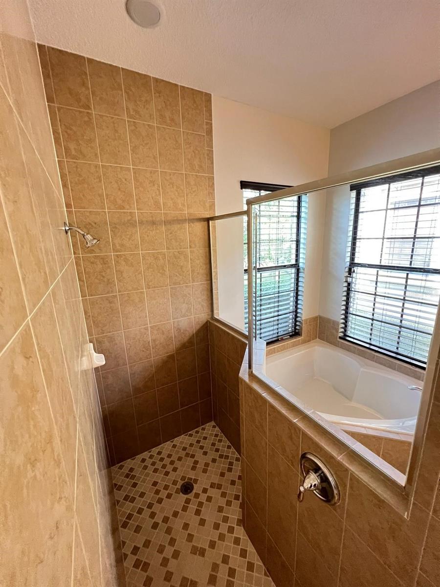 8212 PRESTBURY DRIVE, Orlando, FL 32832