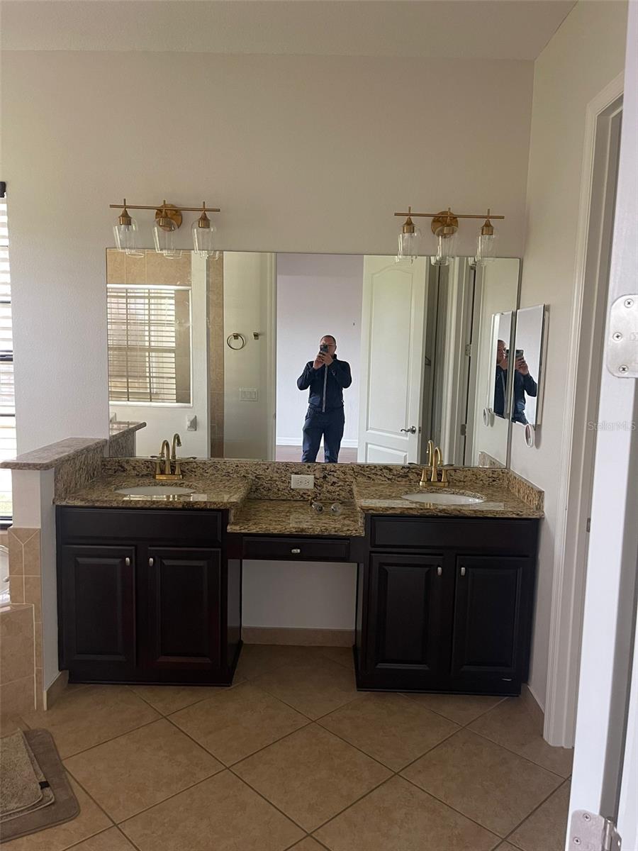 8212 PRESTBURY DRIVE, Orlando, FL 32832