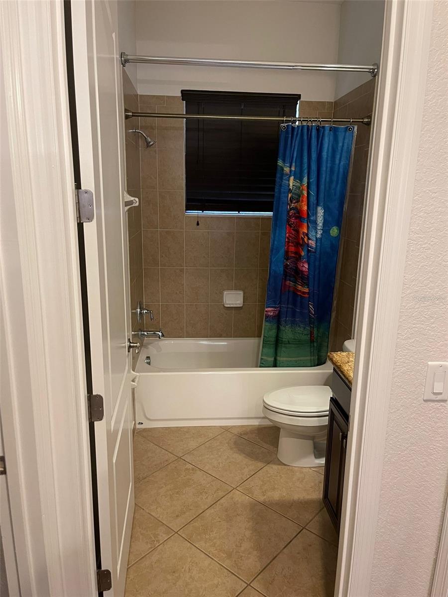8212 PRESTBURY DRIVE, Orlando, FL 32832