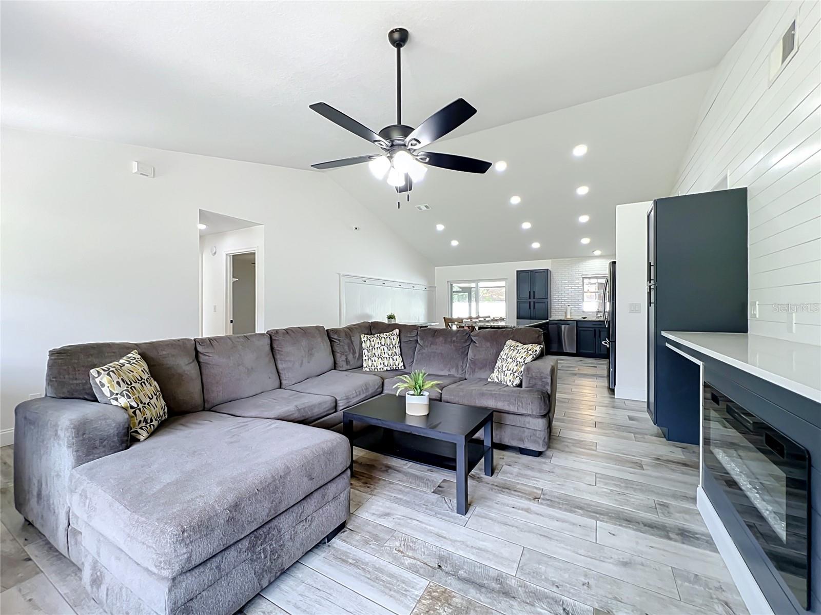 9913 JANETTE LN, Clermont, FL 34711