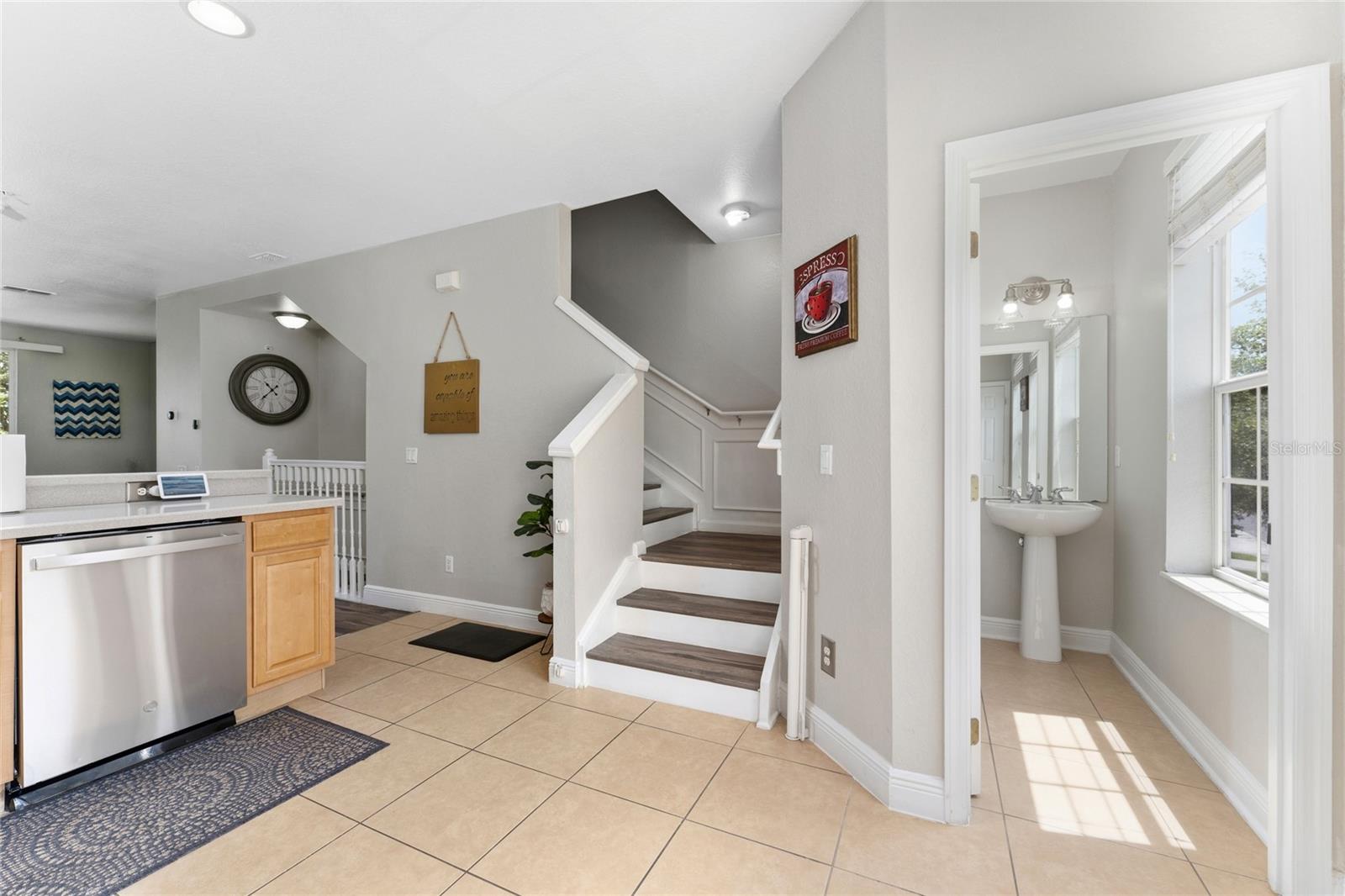 5026 TIDEVIEW CIR, #17, Orlando, FL 32819