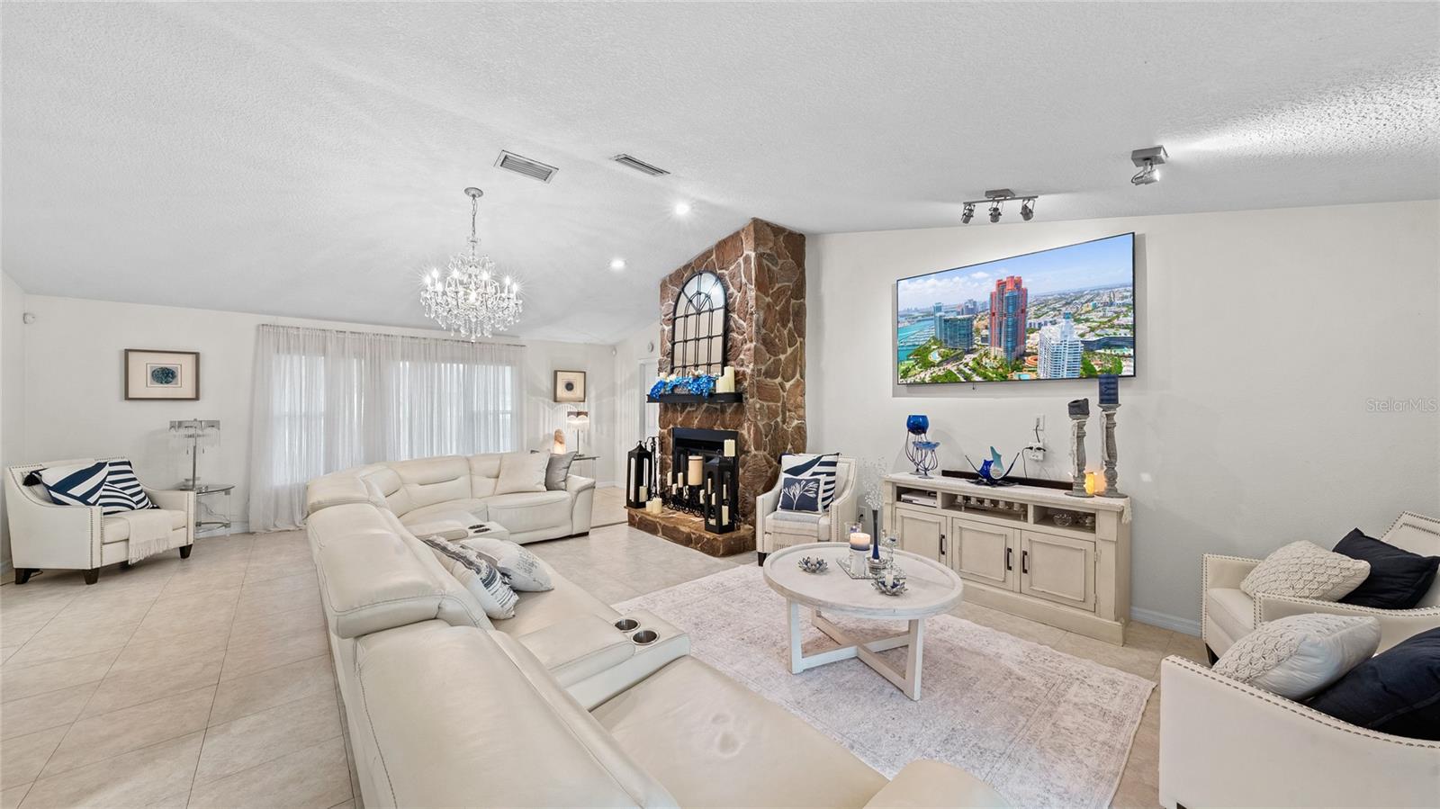 Living Room2