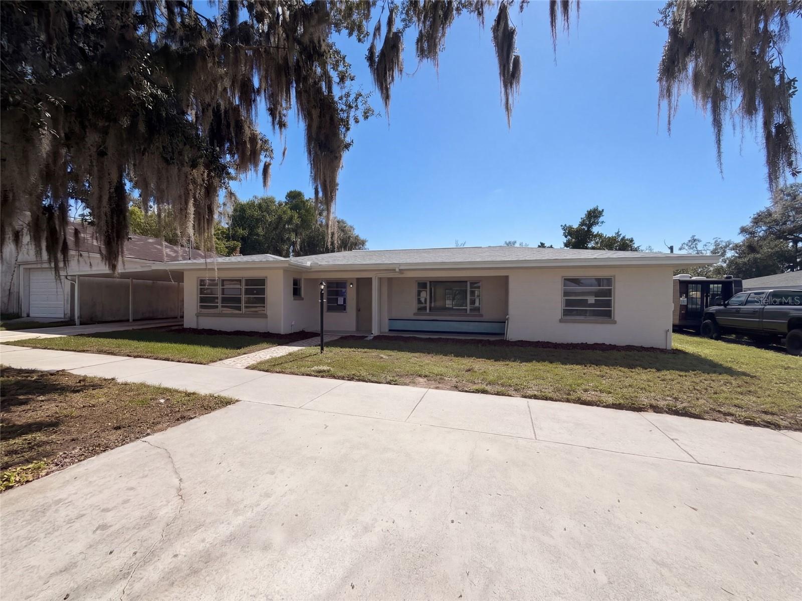 316 E WALNUT STREET, Avon Park, FL 33825