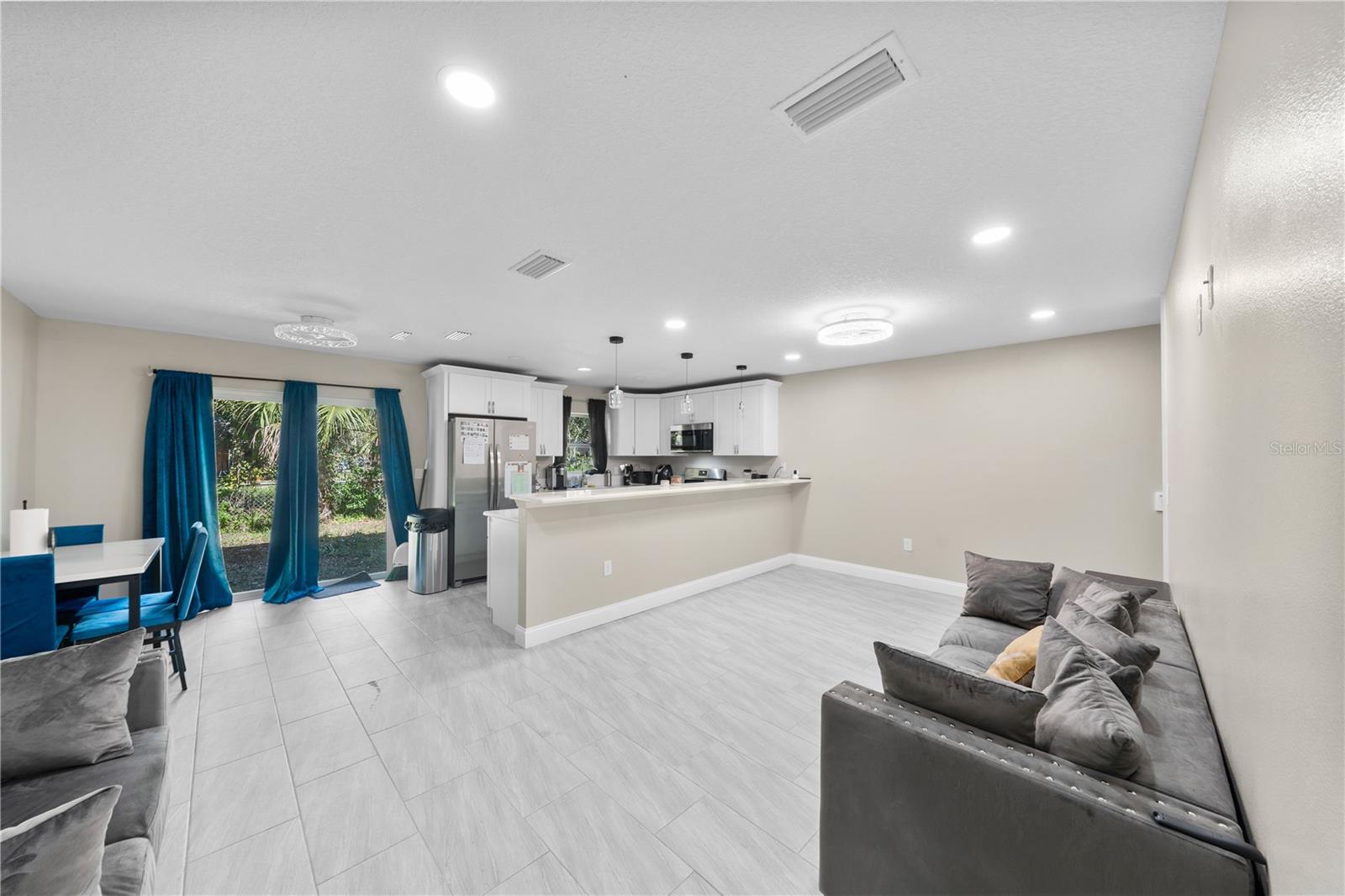 704 CEDAR STREET, Daytona Beach, FL 32114