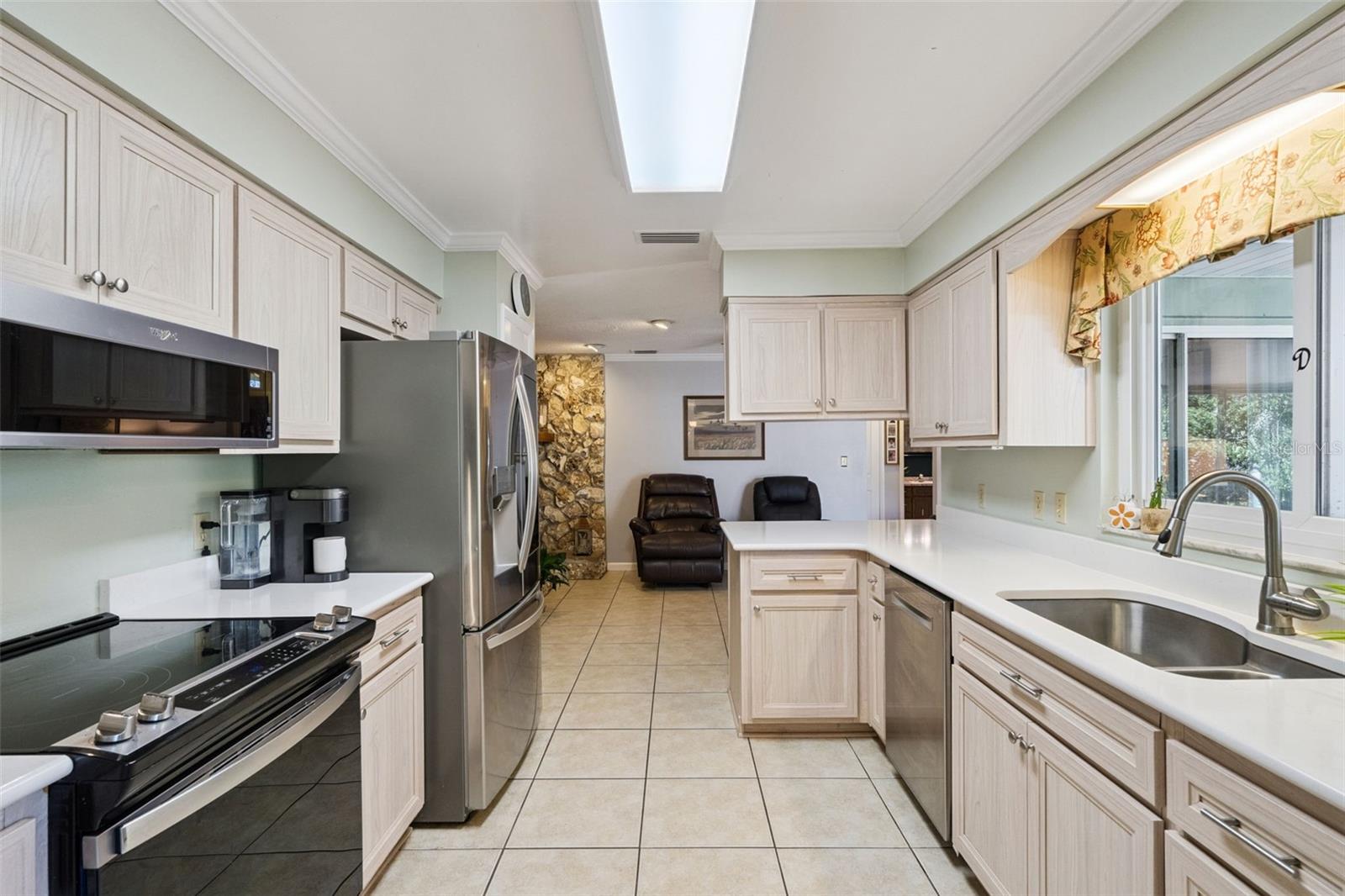 390 GROVE COURT, Winter Garden, FL 34787