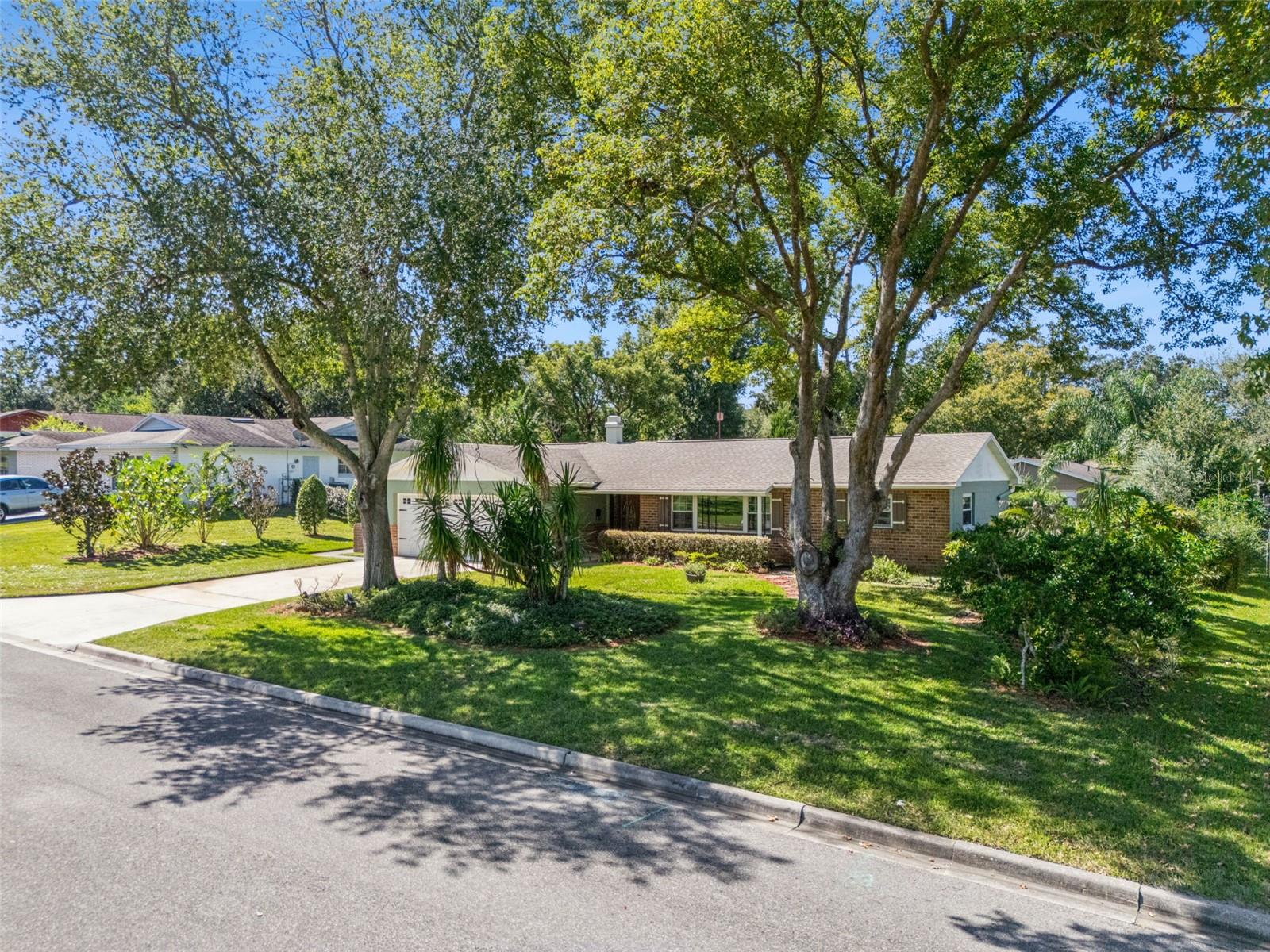 390 GROVE COURT, Winter Garden, FL 34787