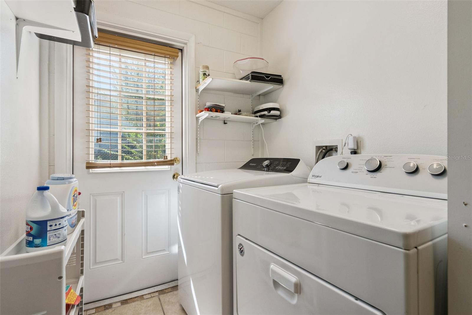 390 GROVE COURT, Winter Garden, FL 34787