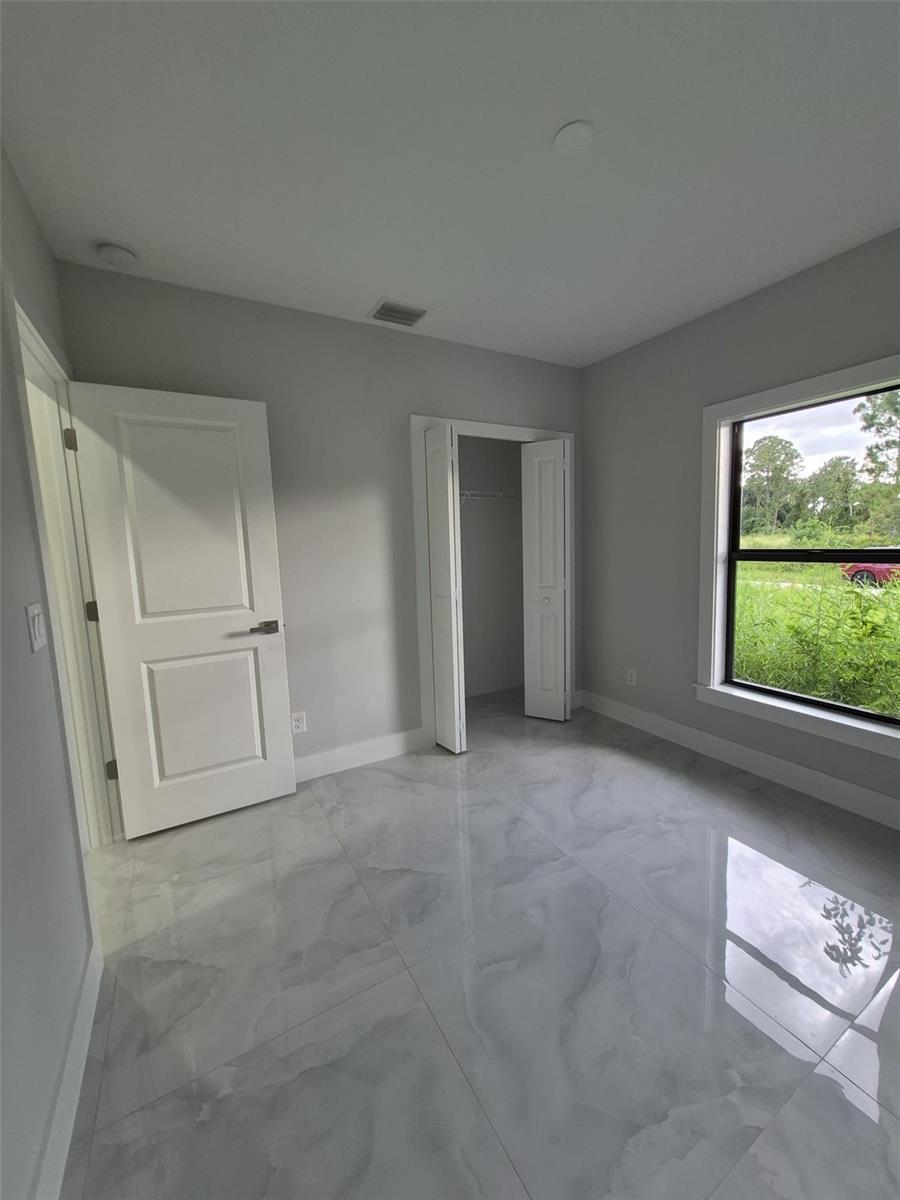 442 WICKHAM AVENUE S, Lehigh Acres, FL 33974