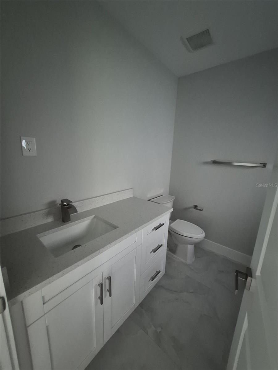 442 WICKHAM AVENUE S, Lehigh Acres, FL 33974