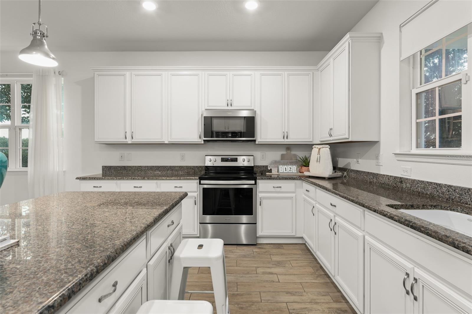 13731 CALERA ALLEY, Windermere, FL 34786